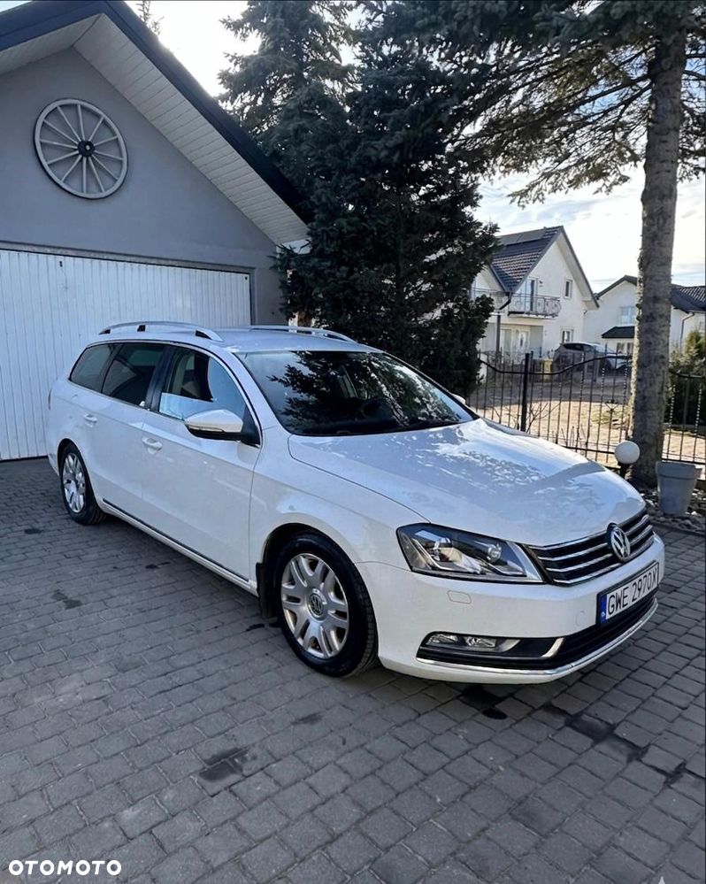 Volkswagen Passat 2.0 TDI 4Motion DSG BlueMotion Tech Comfortline - 2