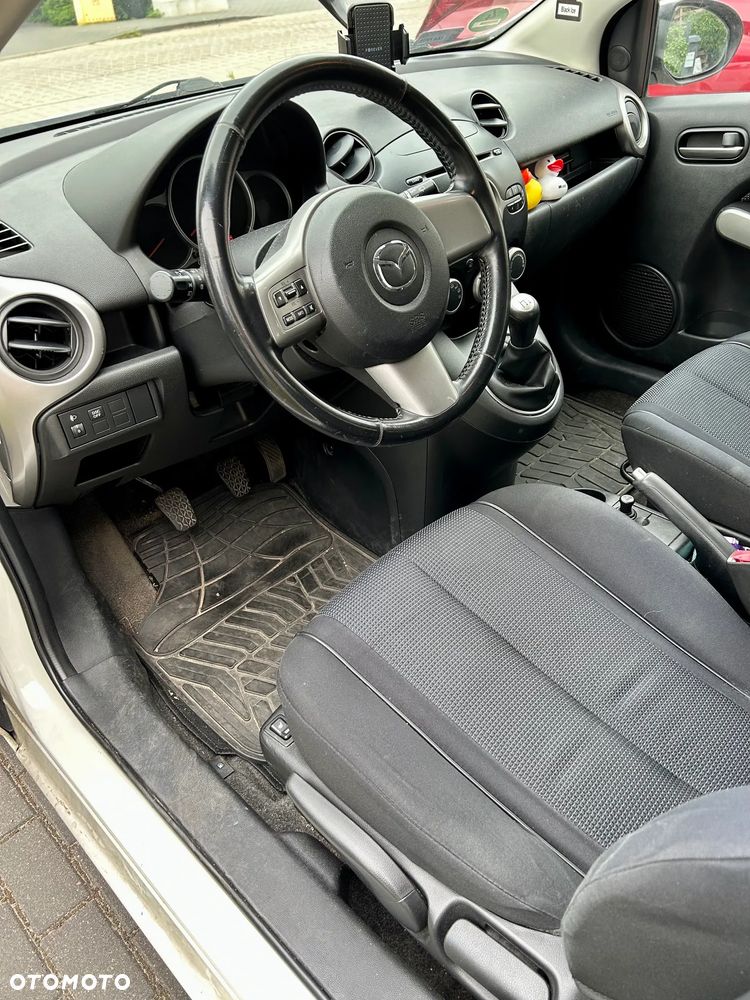 Mazda 2 1.3 Dynamic - 6