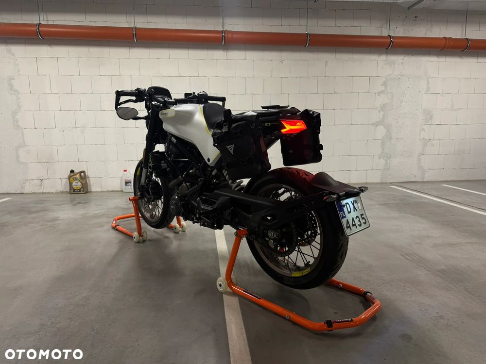 Husqvarna Vitpilen - 3