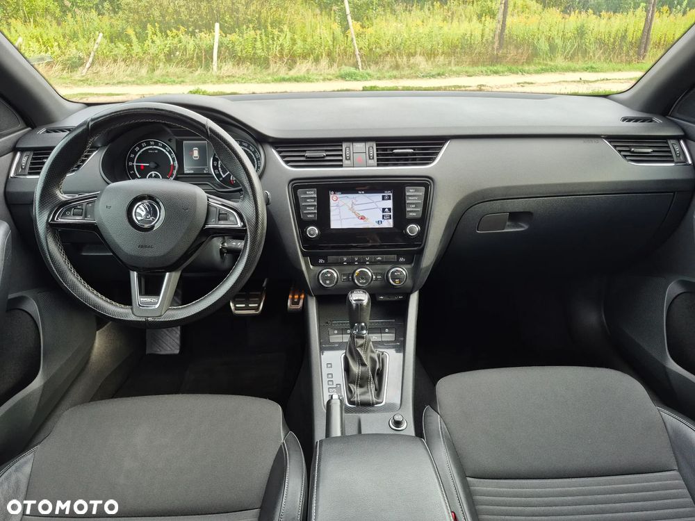 Skoda Octavia 2.0 TDI RS DSG - 5