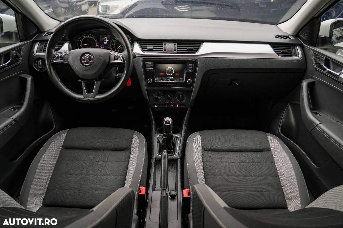 Skoda RAPID - 14