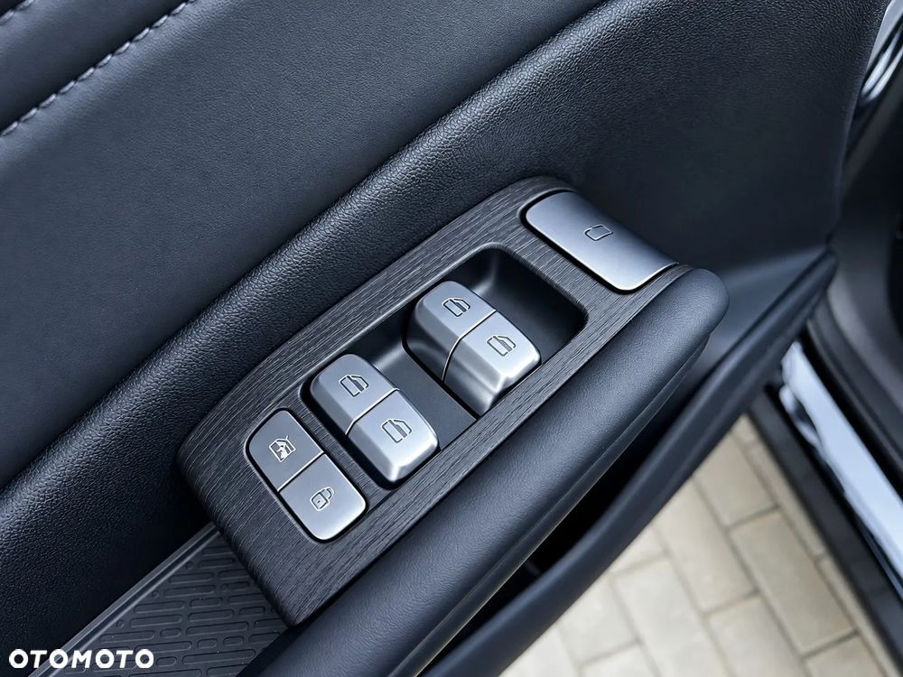 Omoda 7 1.5 T-GDi Super Hybrid Luxury - 31