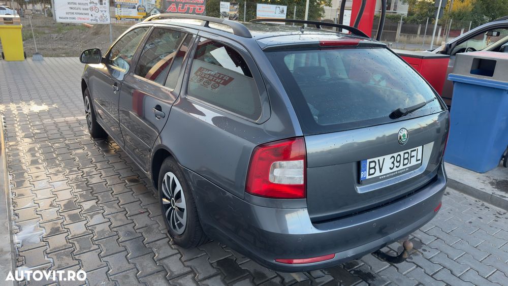 Skoda Octavia 1.6 TDI DPF 4x4 Ambition - 6