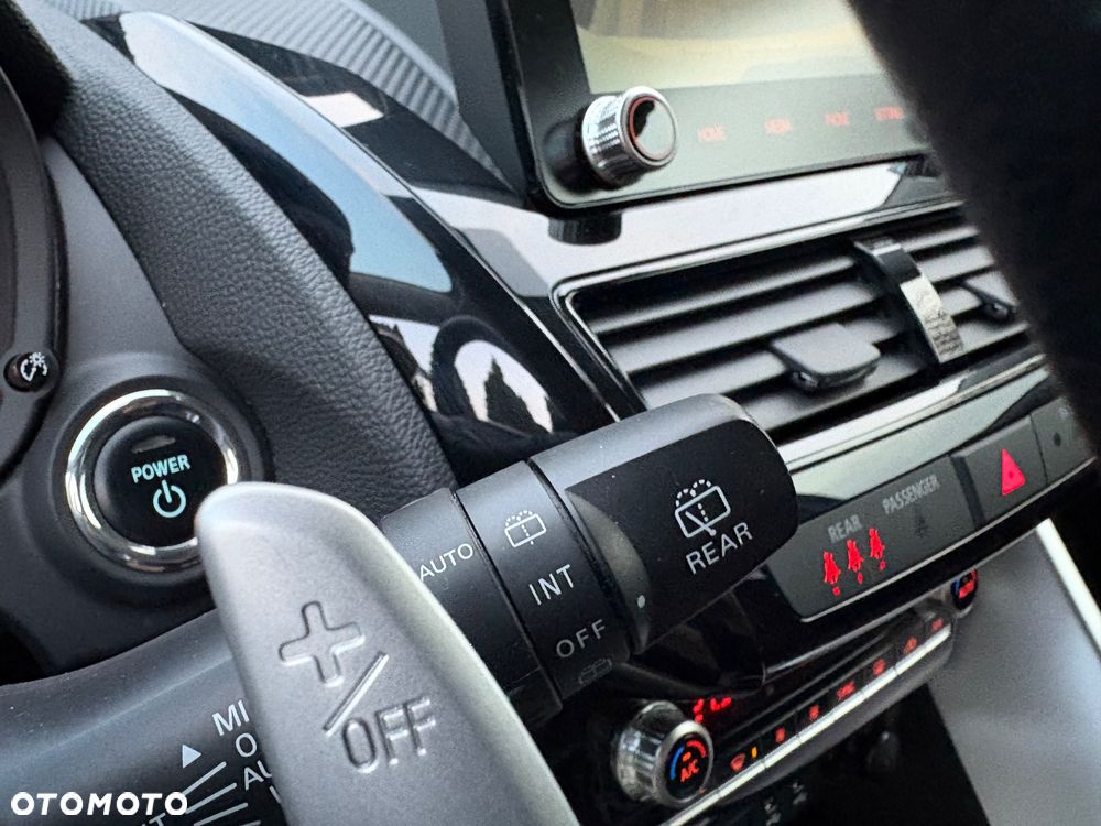 Mitsubishi Eclipse Cross 4WD Basis - 24