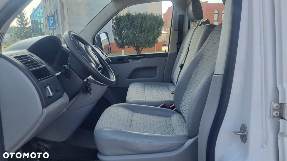 Volkswagen T5 DOKA LIFT - 10