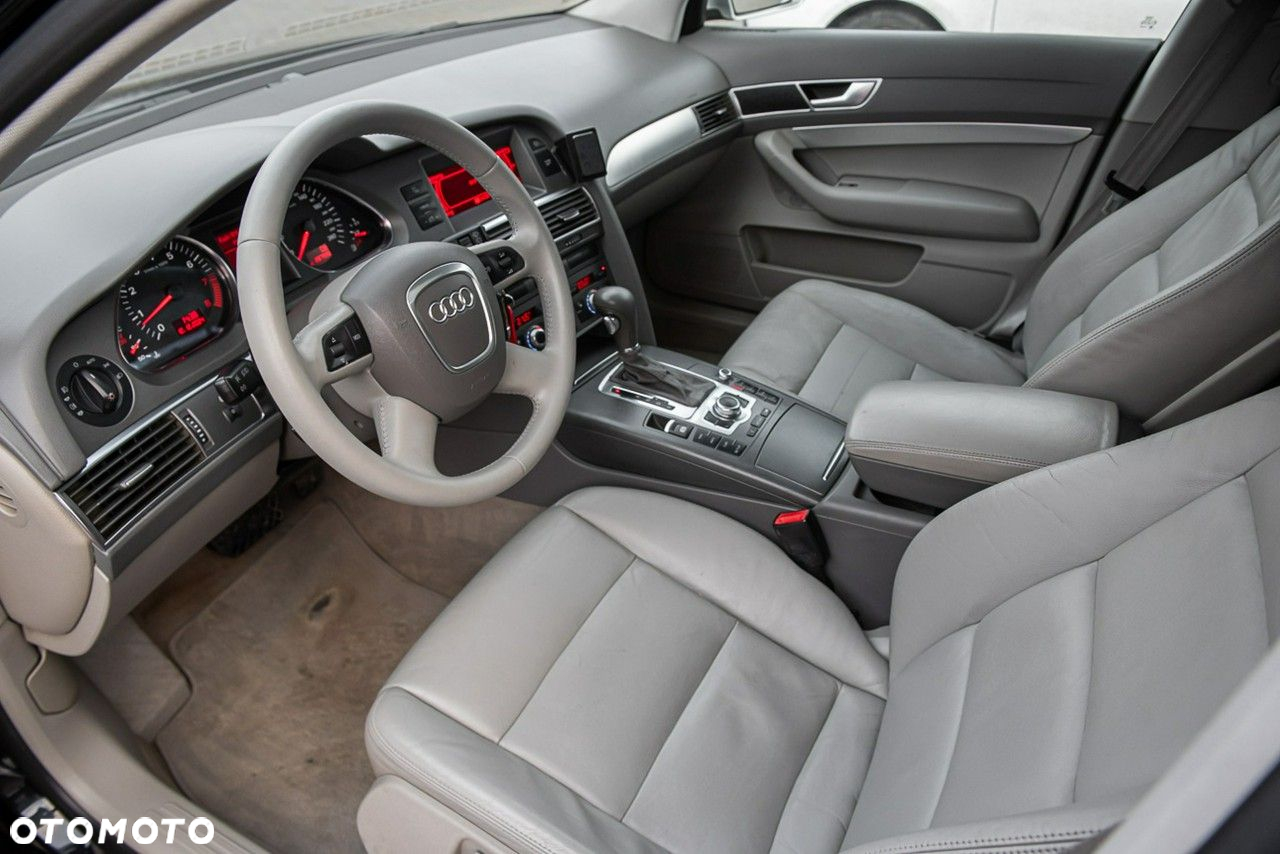 Audi A6 - 6
