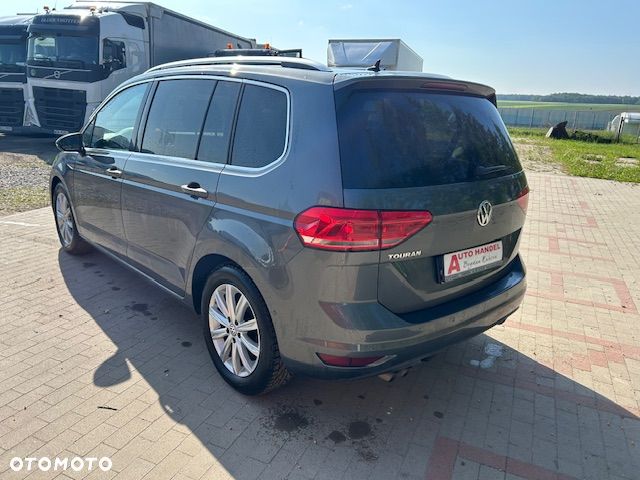 Volkswagen Touran 2.0 TDI SCR DSG IQ.DRIVE - 2