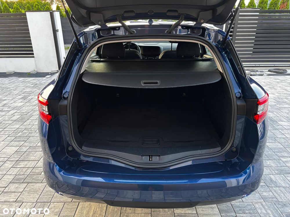 Renault Megane 1.5 Blue dCi Business - 10