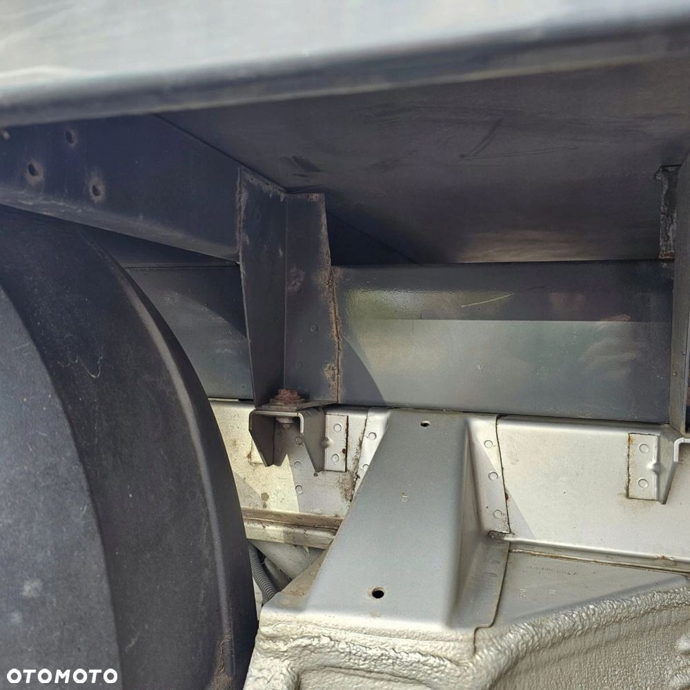 VW T5 T6 DOKA skrzynia ładunkowa paka bez rdzy ORYGINAŁ - 4