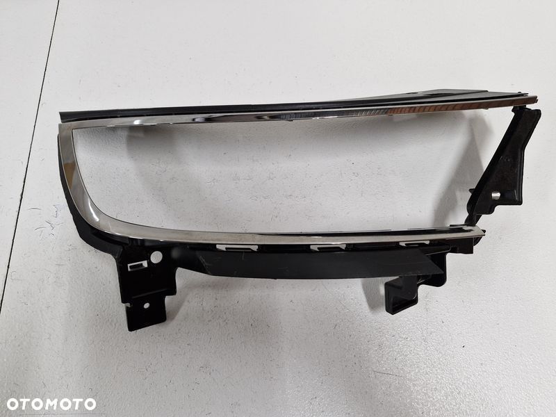 opel mokka b ii 2 ramka kratka osłona lampy prawy przód 9835213880 - 1