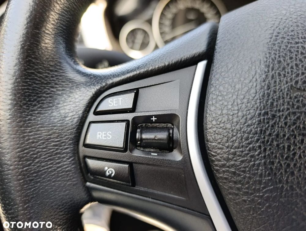 BMW Seria 3 320d - 13