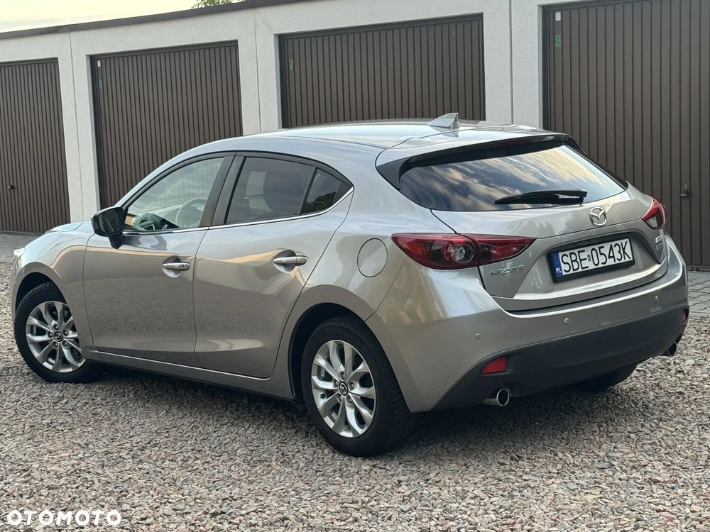Mazda 3 - 13