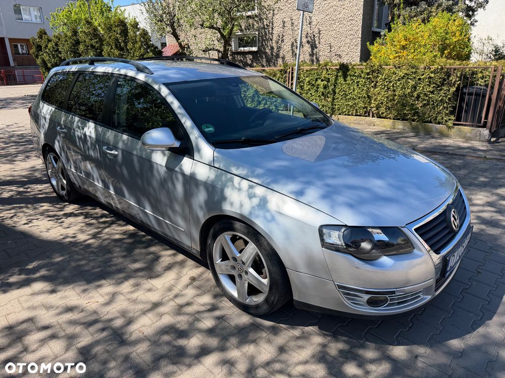 Volkswagen Passat 1.6 Comfortline Family - 2