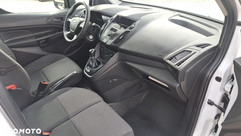 Ford Transit Connect - 8