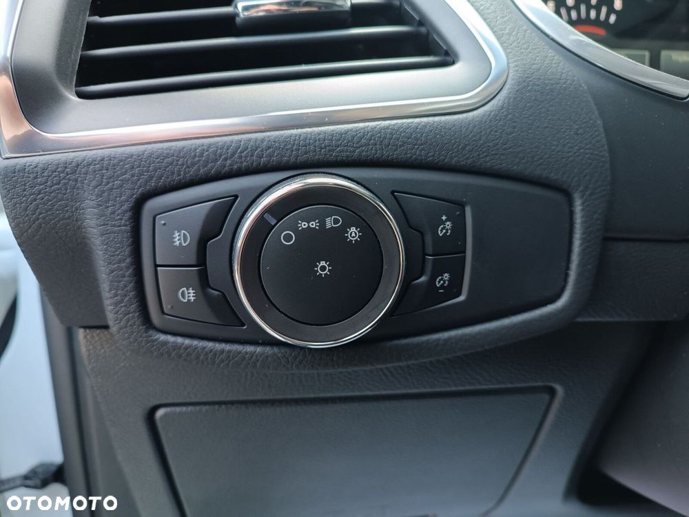 Ford S-Max 2.5 Hybrid Titanium CVT - 28