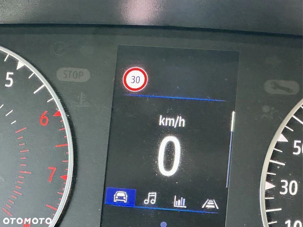 Renault Clio 1.0 TCe Equilibre - 25