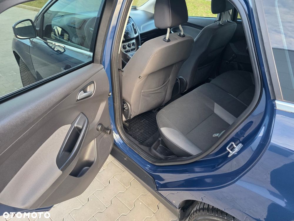 Ford Focus 1.6 TDCi DPF SYNC Edition - 14