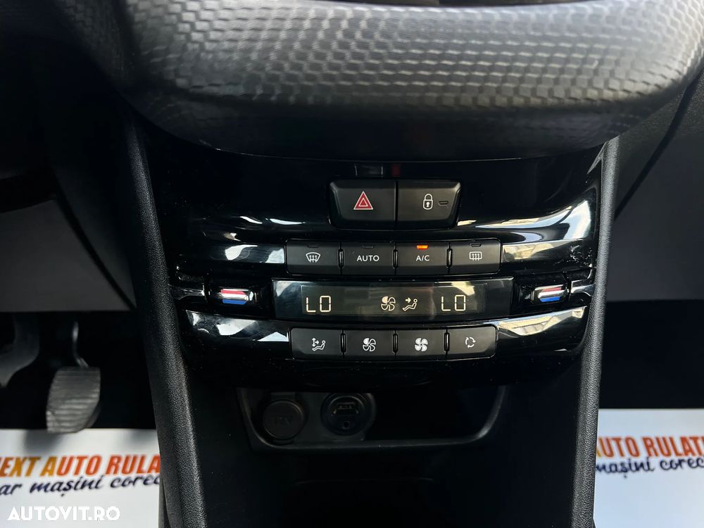 Peugeot 208 PureTech 110 Stop & Start Allure - 11