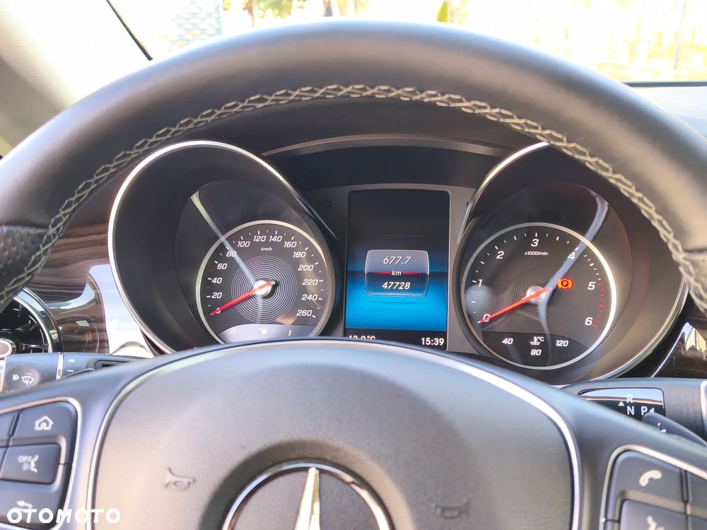 Mercedes-Benz Klasa V - 15