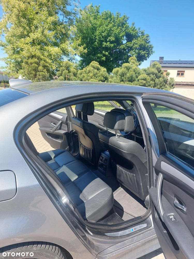 BMW Seria 5 - 12