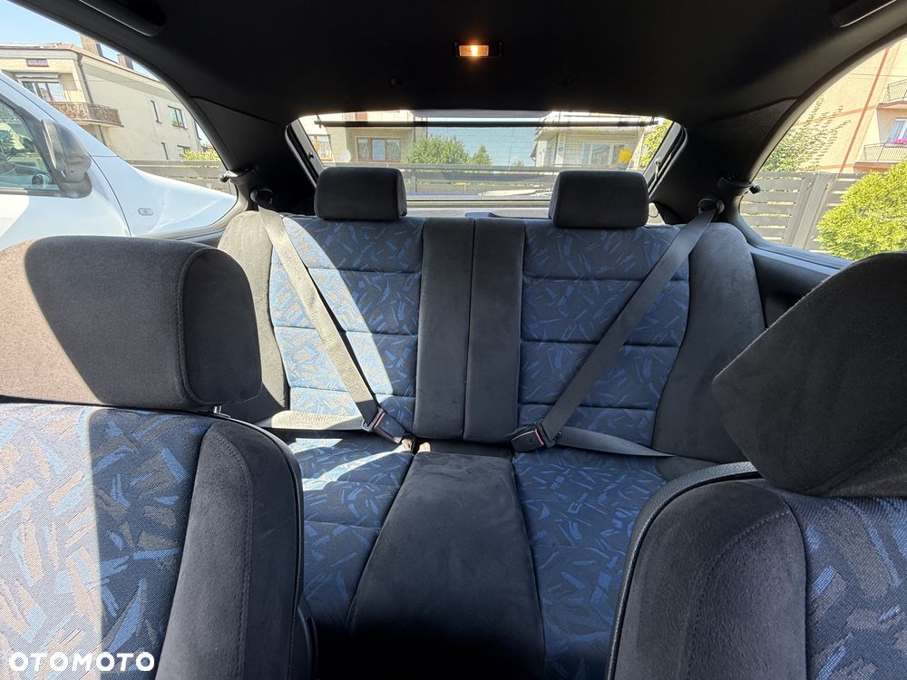 BMW Seria 3 - 18