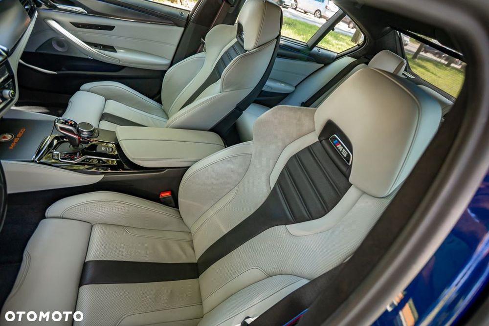 BMW M5 Competition - 9
