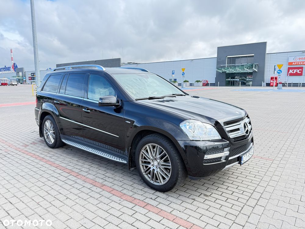 Mercedes-Benz GL - 4