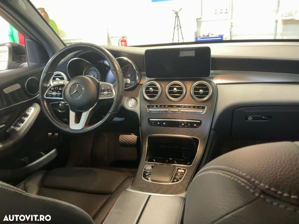 Mercedes-Benz GLC 200 4MATIC 9G-TRONIC - 5