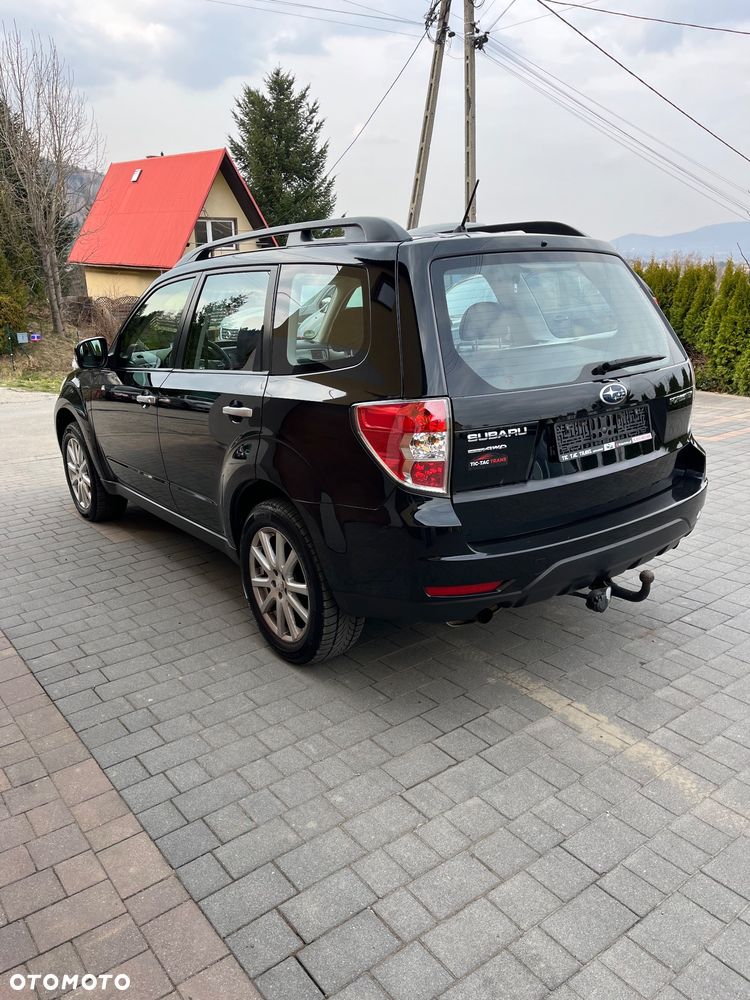 Subaru Forester 2.0X Automatik Exclusive - 3