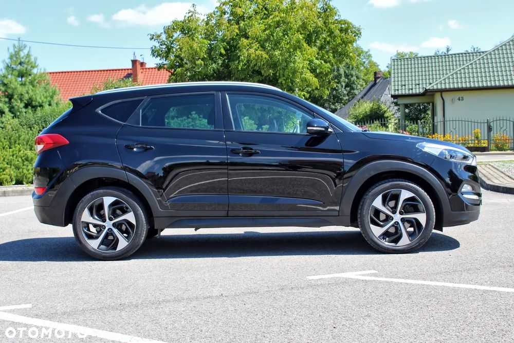 Hyundai Tucson 1.7 CRDI BlueDrive Style 2WD - 5