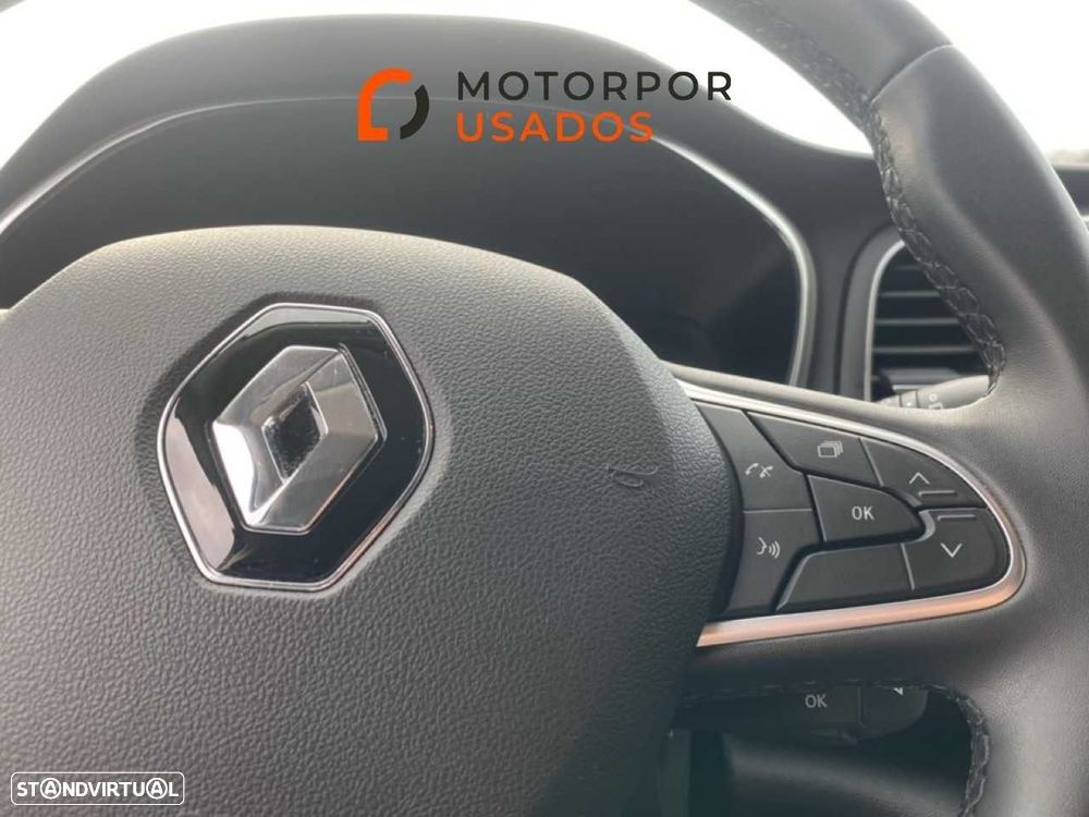 Renault Mégane Sport Tourer 1.5 Blue dCi Equilibre EDC — fotografia 12