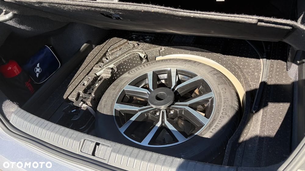 Volkswagen Passat 2.0 TDI EVO Business - 14