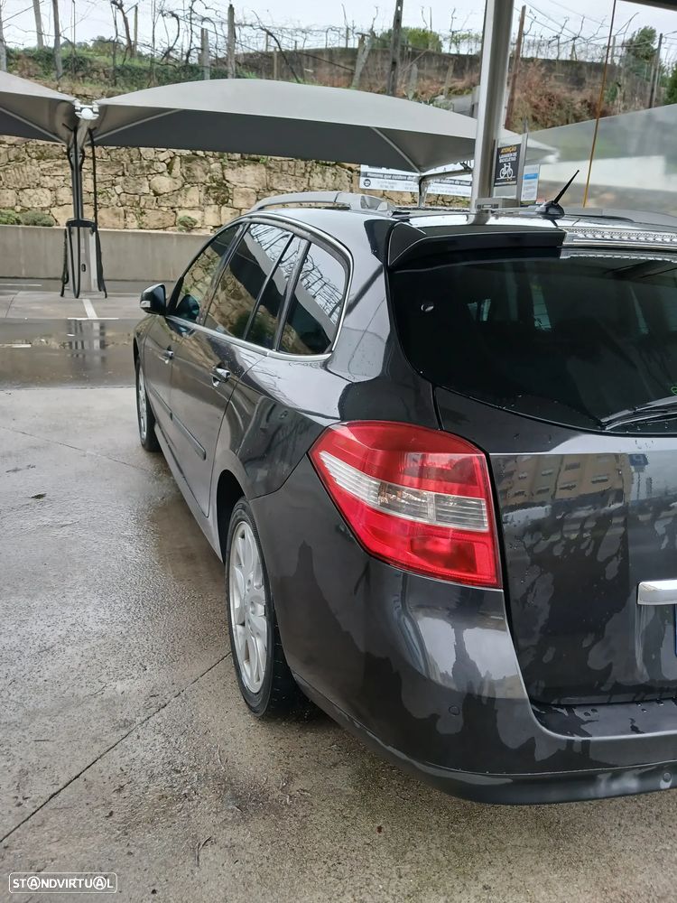 Renault Laguna Break 1.5 dCi Confort - 11