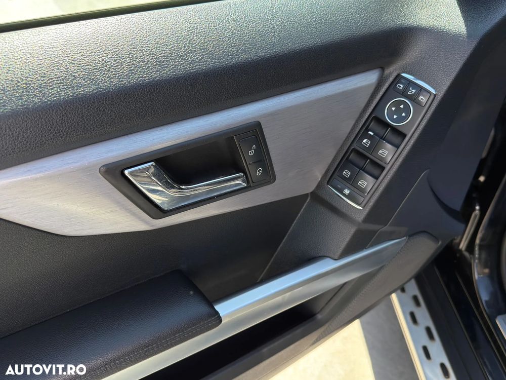 Mercedes-Benz GLK 280 4Matic 7G-TRONIC - 17