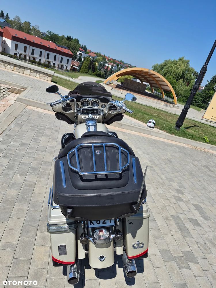 Harley-Davidson FLHTCU Ultra - 8