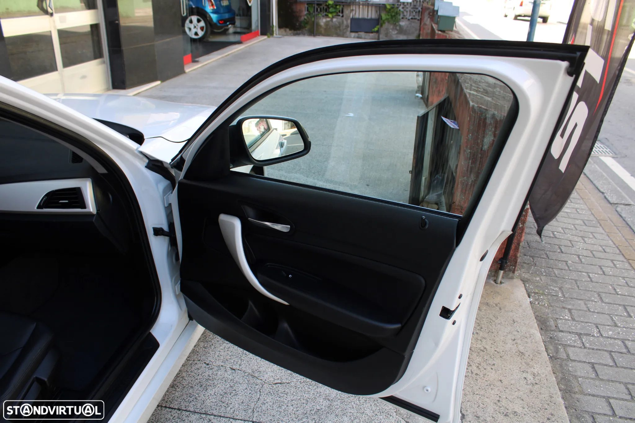 BMW 116 d EDynamics Advantage - 27