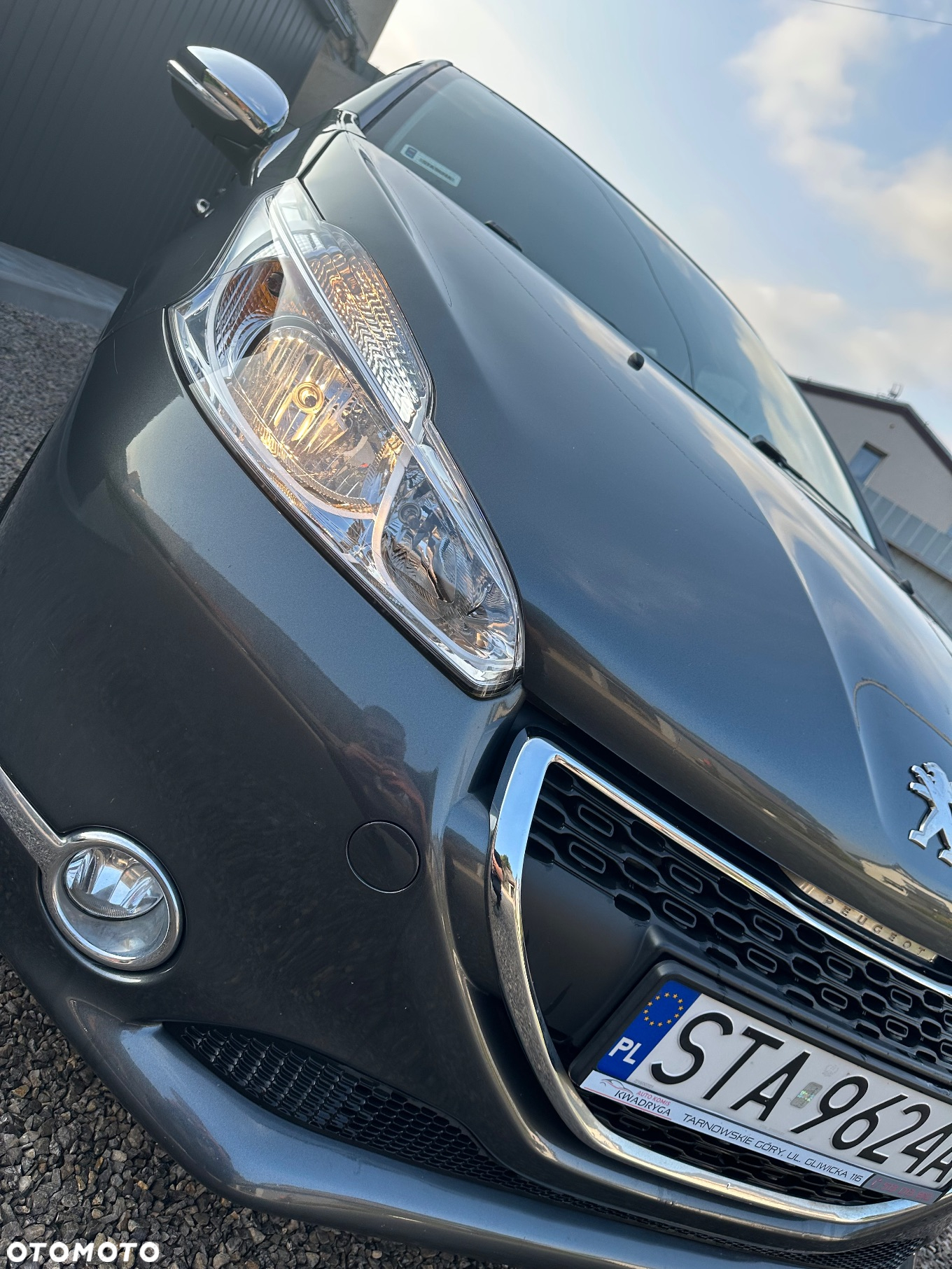 Peugeot 208 1.2 PureTech Style - 8