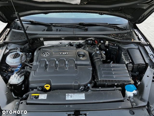 Volkswagen Passat 2.0 TDI BMT Comfortline DSG - 33