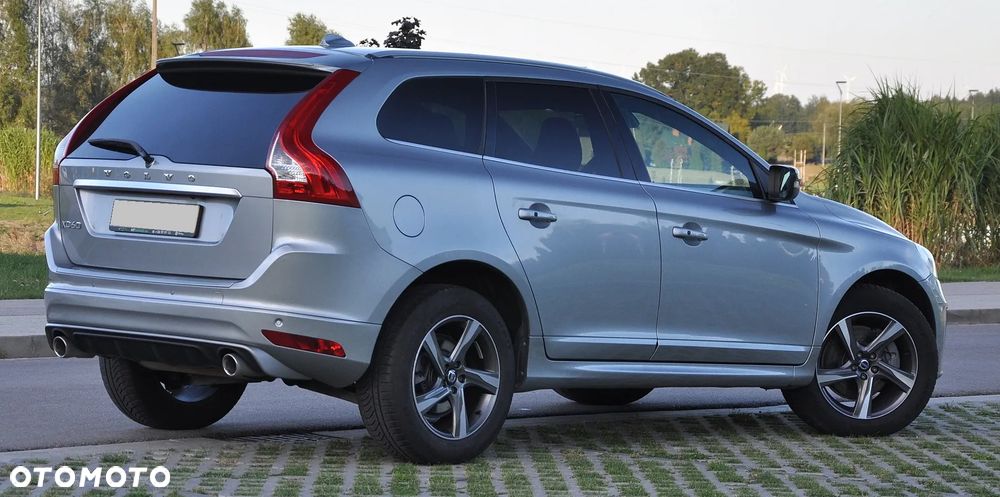Volvo XC 60 D4 AWD Geartronic Summum - 8