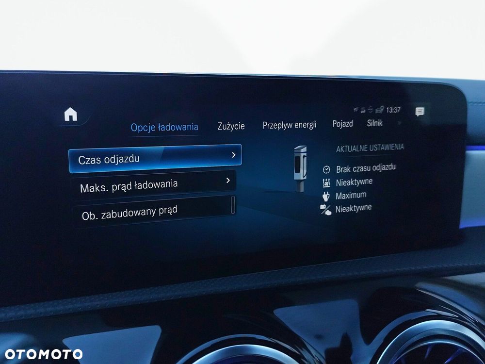 Mercedes-Benz CLA - 26