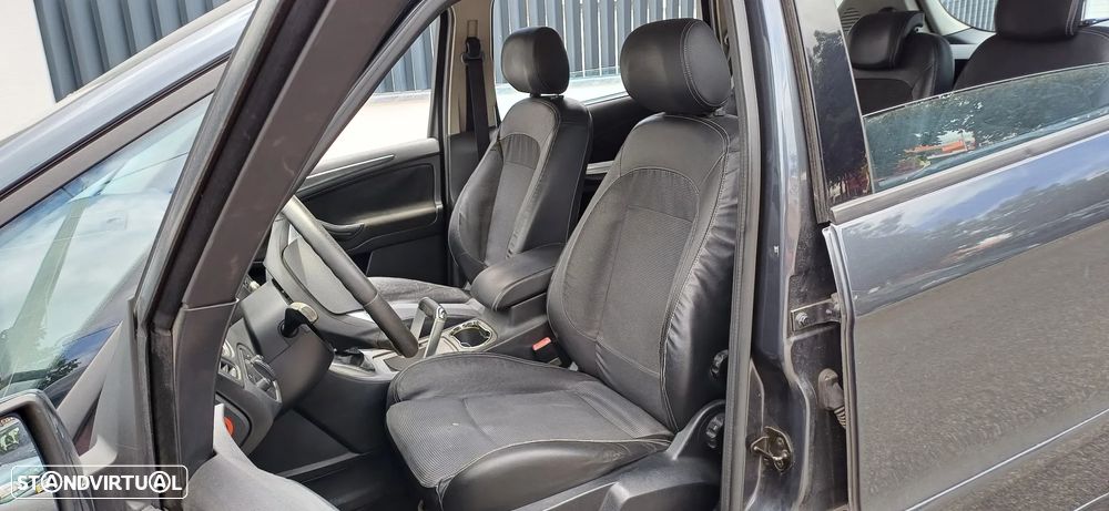 Ford S-Max 1.8 TDCi Titanium 7L - 6