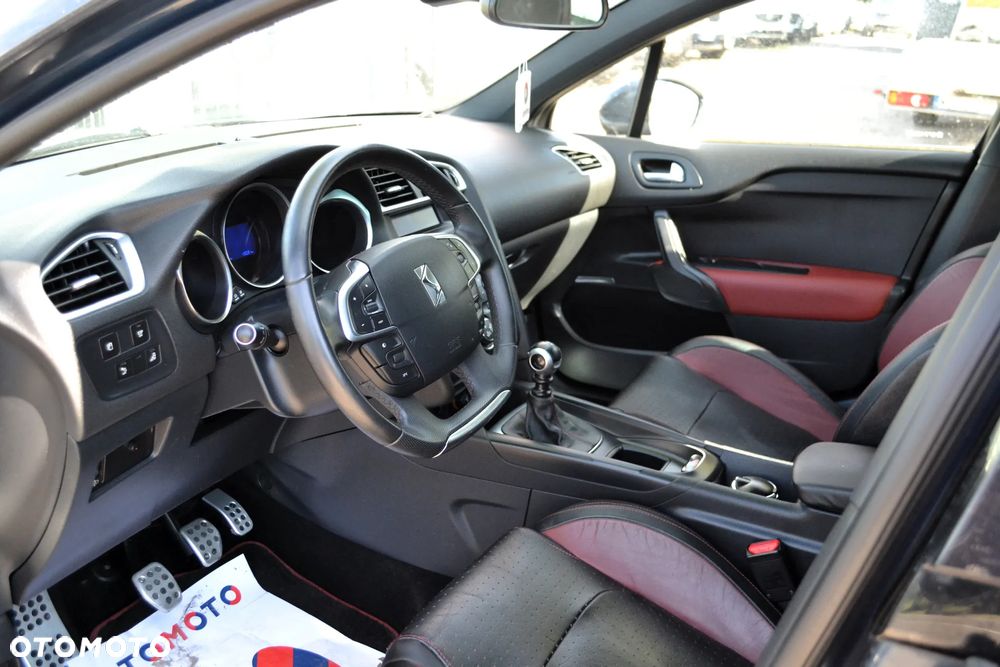 Citroën DS4 HDi 165 SportChic - 8