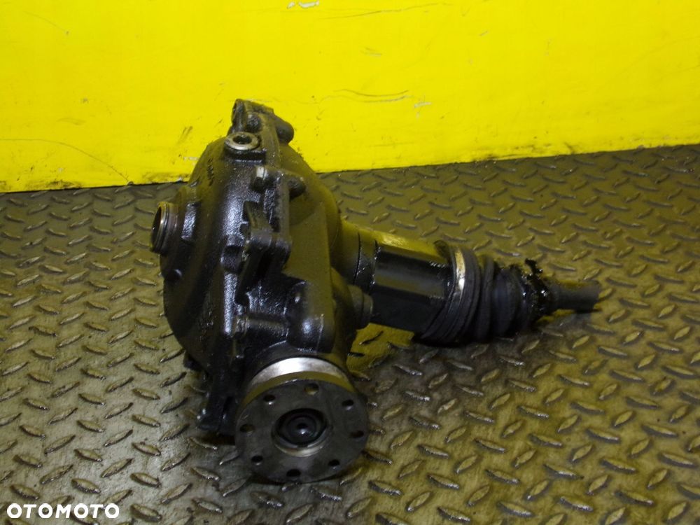 BMW X3 E83 3.0 D 07r 218KM most dyfer przod 7546112 - 7