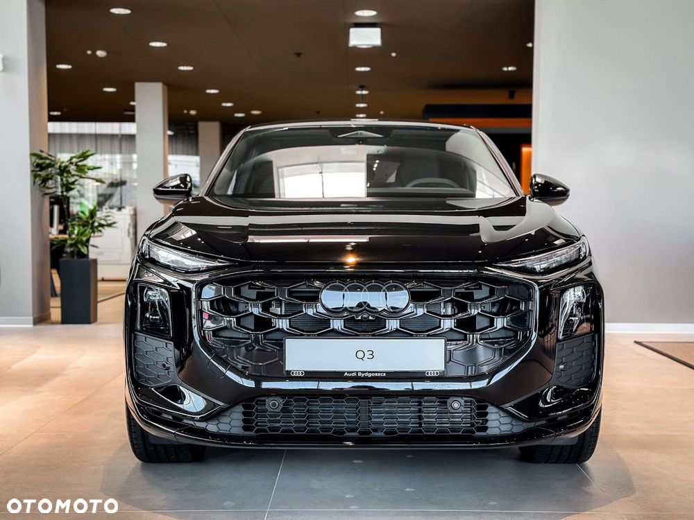 Audi Q3 Sportback - 4