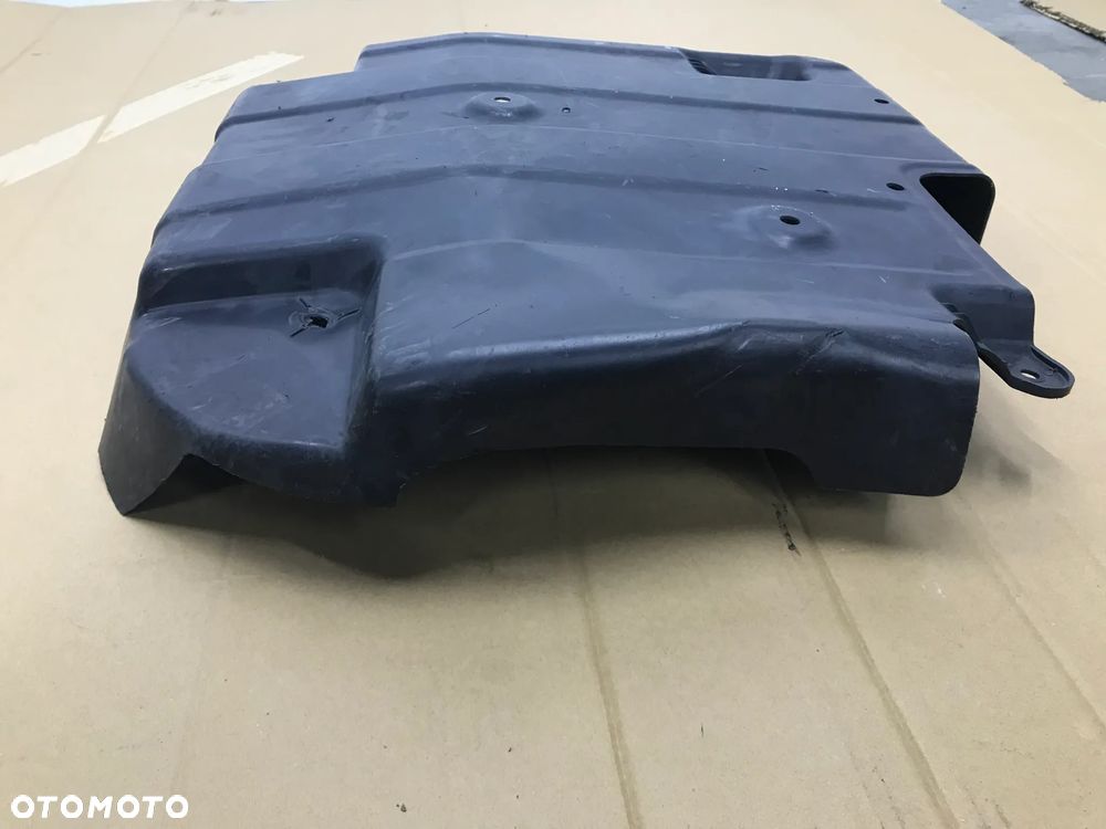 Osłona podwozia Mercedes e-klasa w238 coupe tylna tył a2386931400 - 3