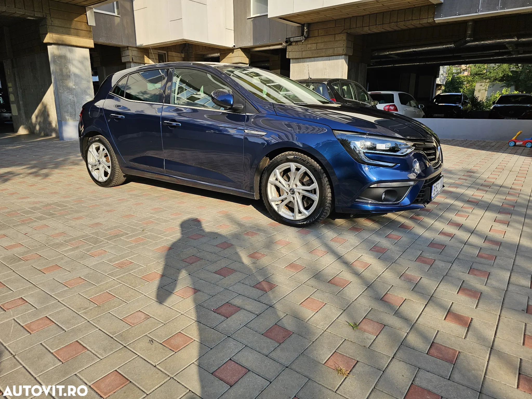 Renault Megane ENERGY dCi 165 EDC BOSE EDITION - 2