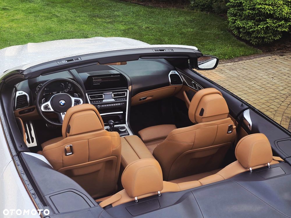 BMW Seria 8 M850i xDrive Cabrio - 9