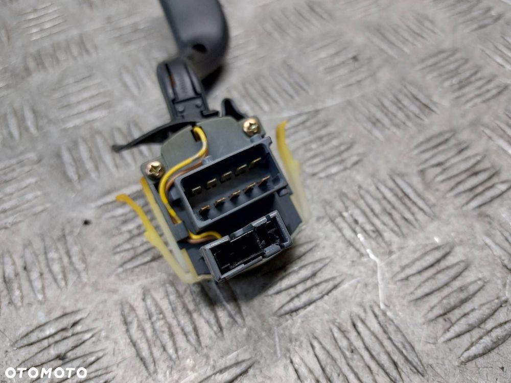 MANETKA PRZEŁĄCZNIK WYCIERACZEK SAAB 9-5 I - 4