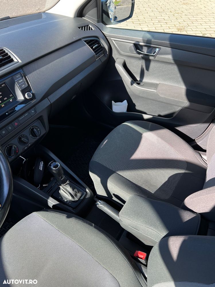 Skoda Fabia - 10