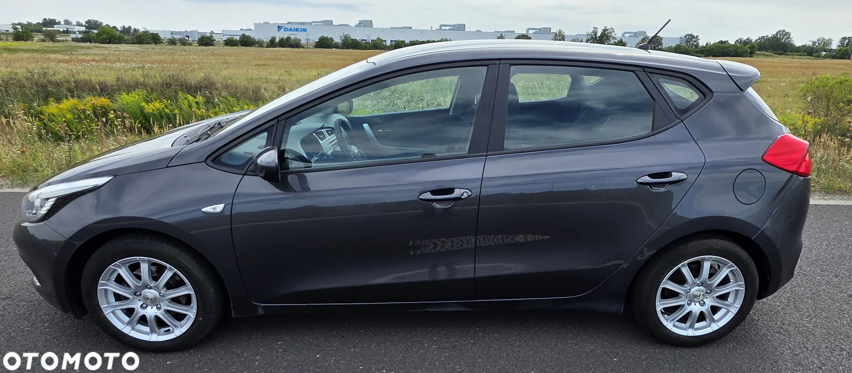 Kia Ceed 1.4 CVVT Attract - 2